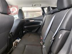 نيسان قاشقاي